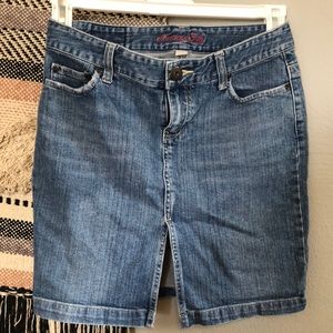 American Eagle denim skirt